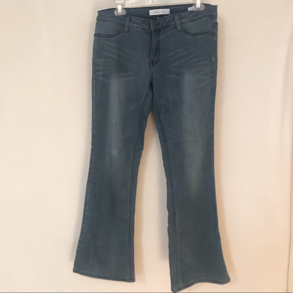 Kenneth Cole Reaction modern boot jeans